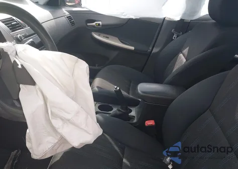 2011 Toyota Corolla S из США, поврежденный, VIN 2T1BU4EE8BC726948